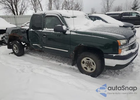 2004 Chevrolet Silverado K1500 z USA, uszkodzony, nr VIN 2GCEK19T641299412